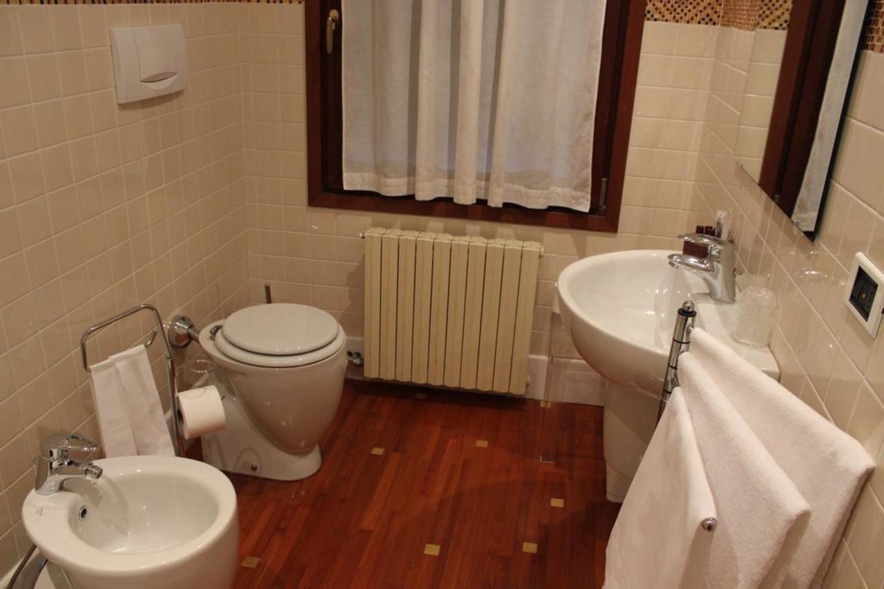 Bed and Breakfast Domus Orsoni Венеция Экстерьер фото
